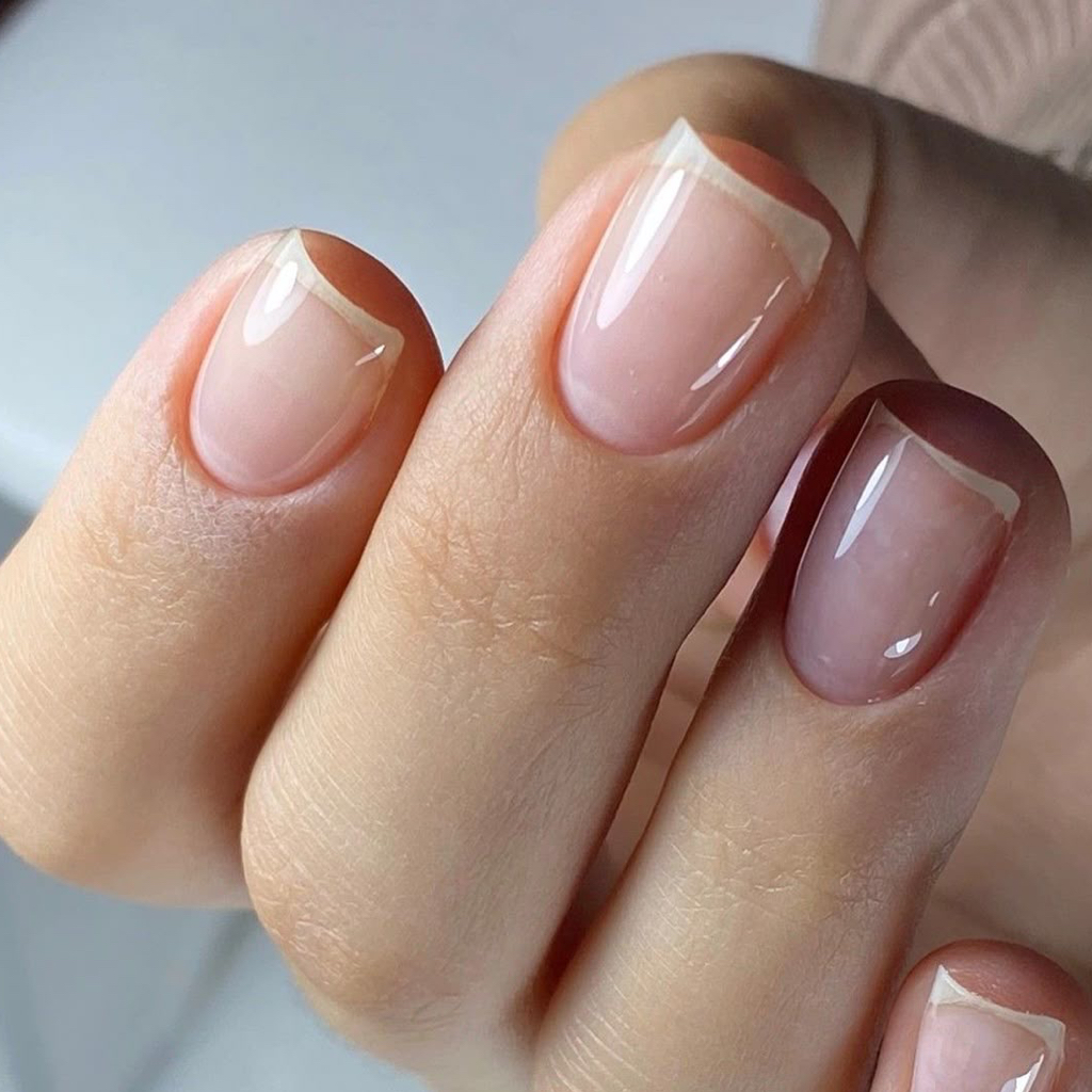 Снятие гель лака+ маникюр +система восстановления (лечебный лак)