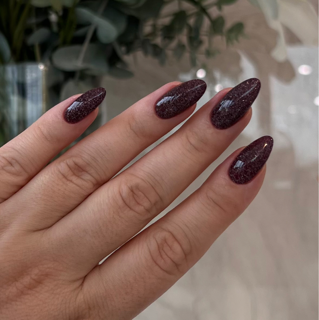 Nails extensions/Наращивание ногтей