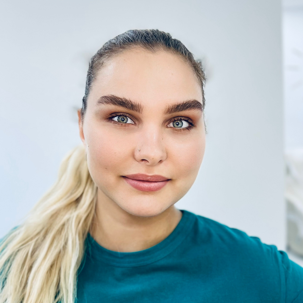 Александра