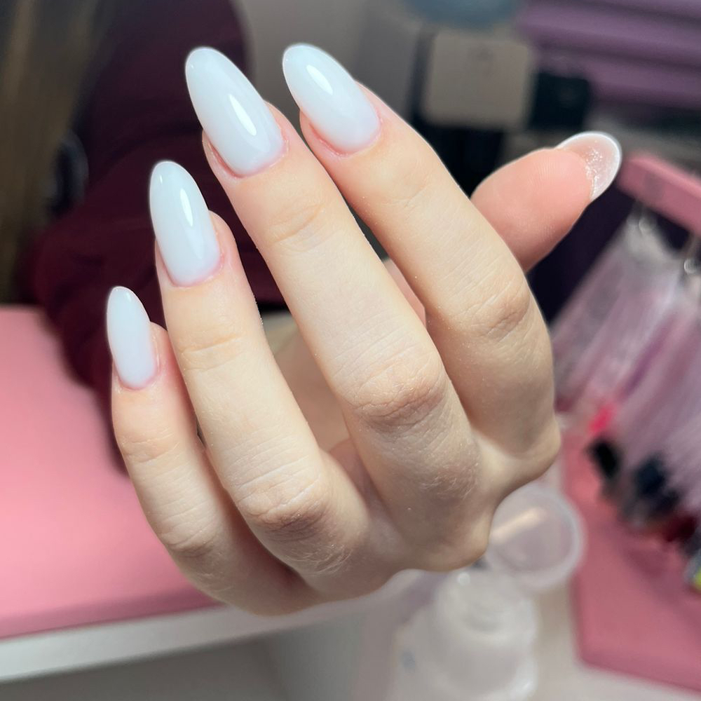 Наращивание ногтей средняя длина (2): маникюр, наращивание на верхние/нижние формы, материал полигель/акригель + гель. Покрытие гель-лак не включено