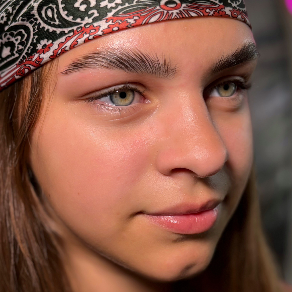 Коррекция бровей без окрашивания или окрашивание без коррекции