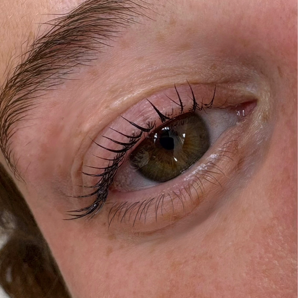 Ламинирование ресниц