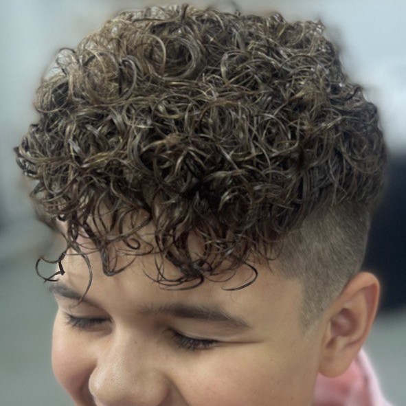 Мужская биозавивка волос