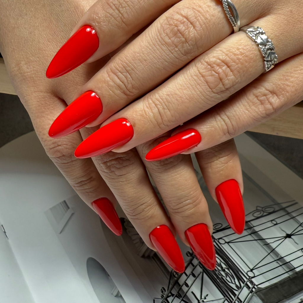 Коррекция наращивания ногтей (снятие входит) до 4 длинны