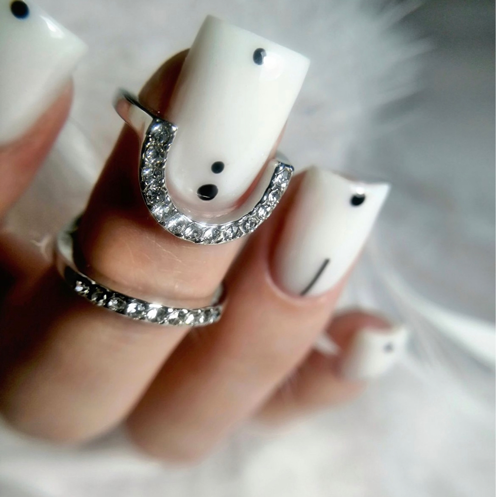 Коррекция наращивания ногтей (снятие входит) до 3 длинны