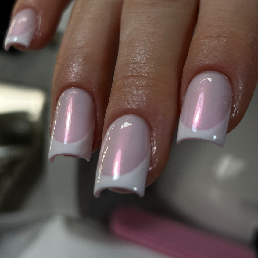 Маникюр с укреплением и покрытием