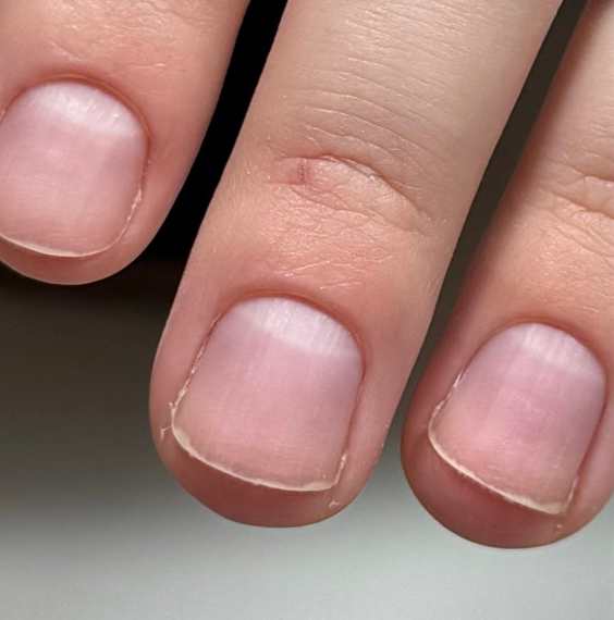 Пилочный маникюр