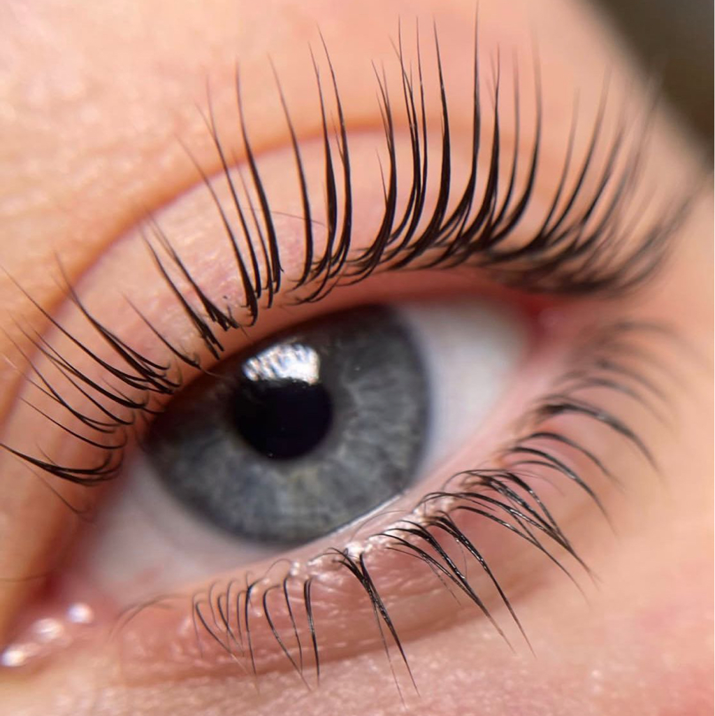 Двойное ламинирование ресниц