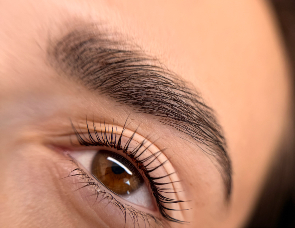 Ламинирование ресниц