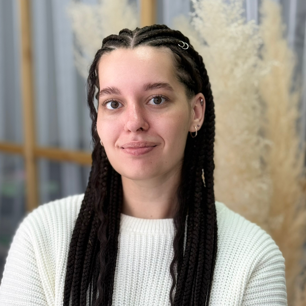 Коррекция бровей (воск, пинцет)