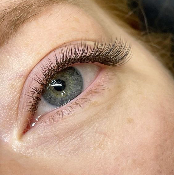 Классическое наращивание ресниц