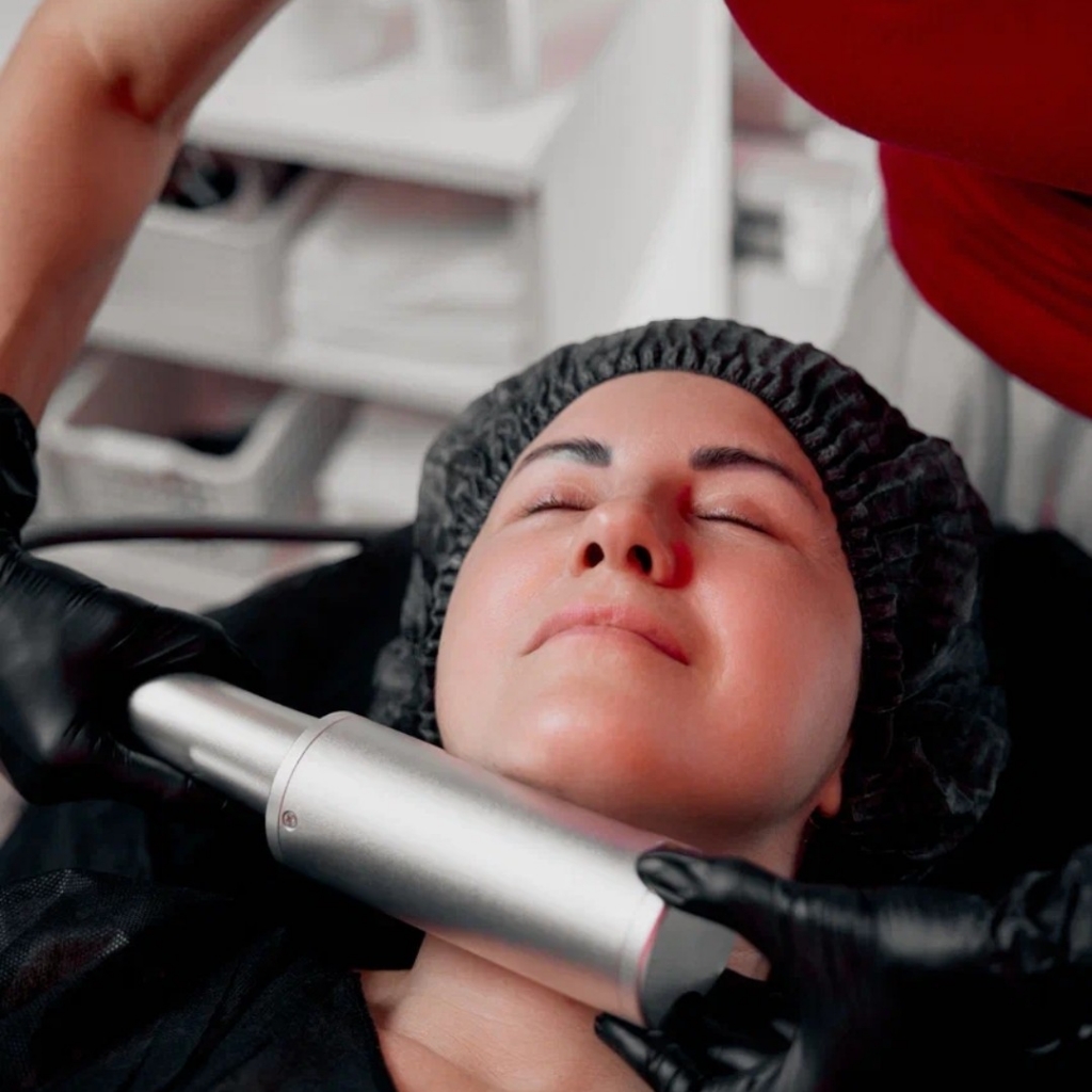 Лицо/шея/декольте- массаж сферами