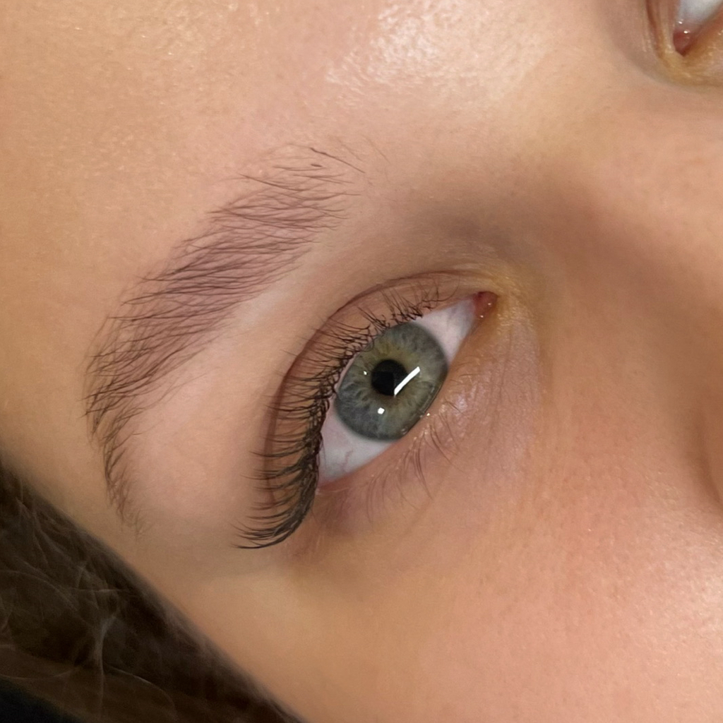 Lash: 1,5D volume
