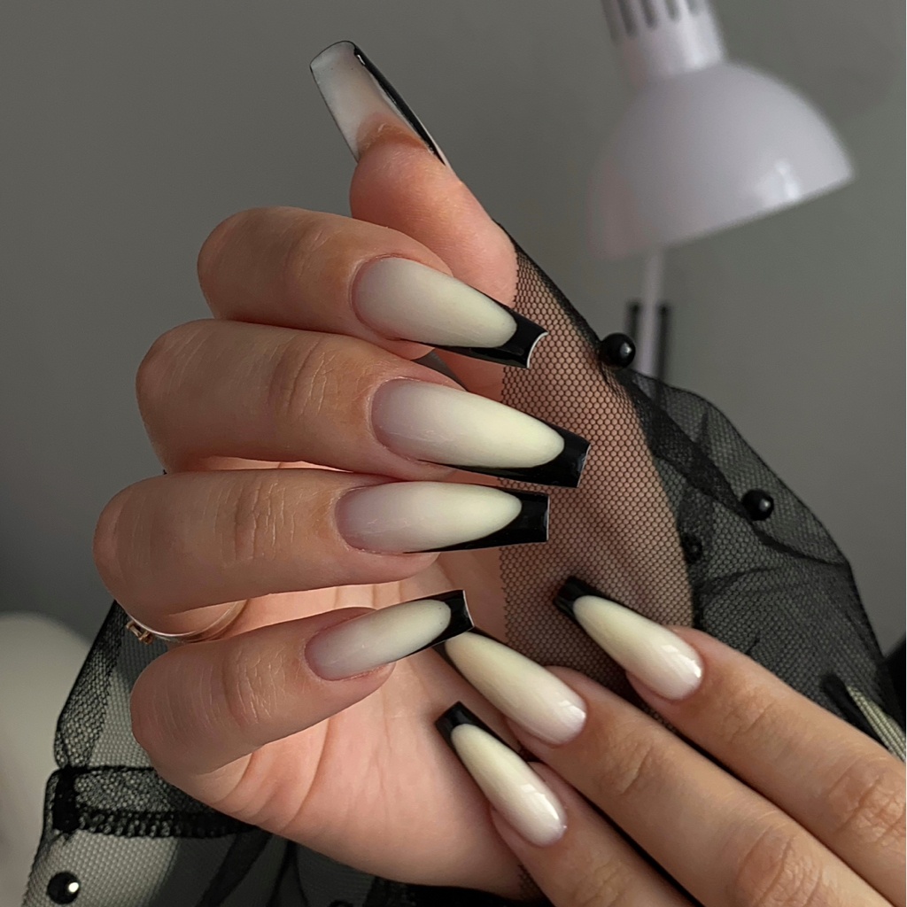 Наращивание ногтей