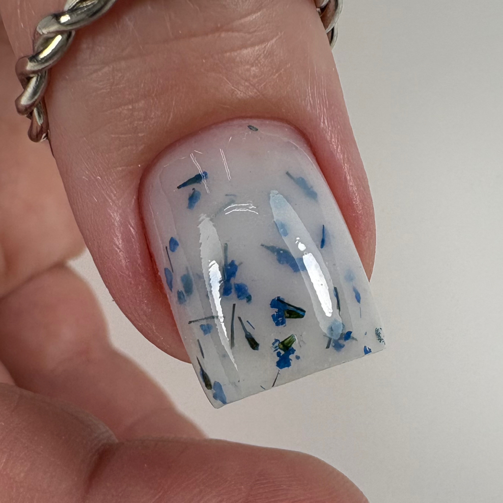 Маникюр с покрытием