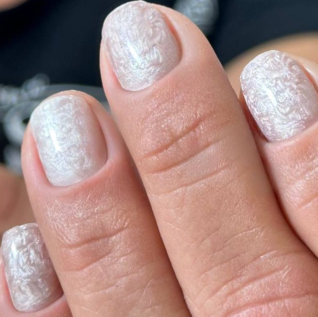 Маникюр с покрытием