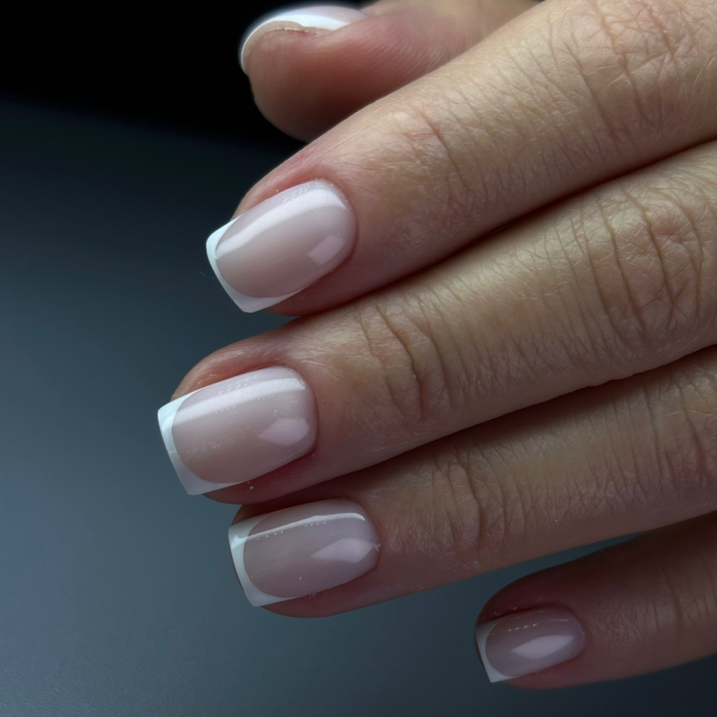 Комплекс #2 Маникюр аппаратный с покрытием гель-лак, укрепление гелем/Френч, втирка дизайн всех ногтей