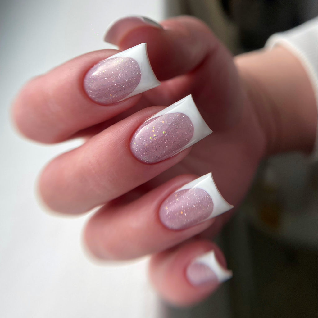 Маникюр с покрытием