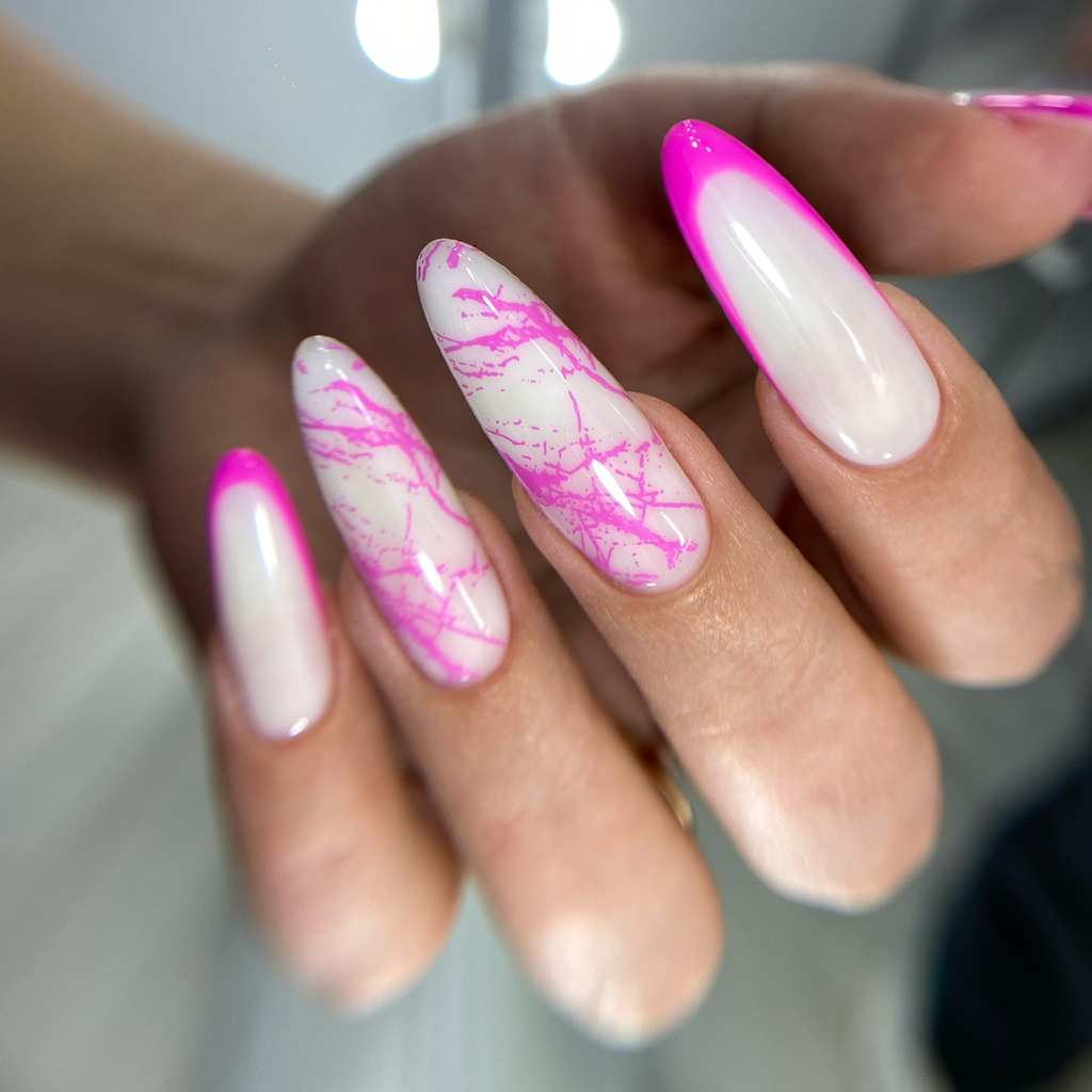 Наращивание ногтей