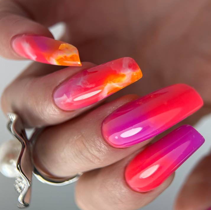 Коррекция арочных ногтей