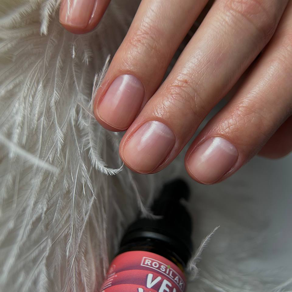 SOS восстановление и глянцевание ногтей Rosilak с гигиеническим маникюром