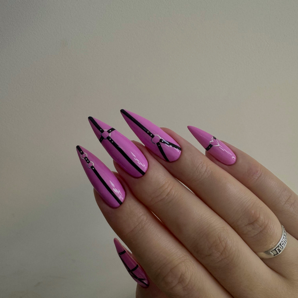 Наращивание ногтей