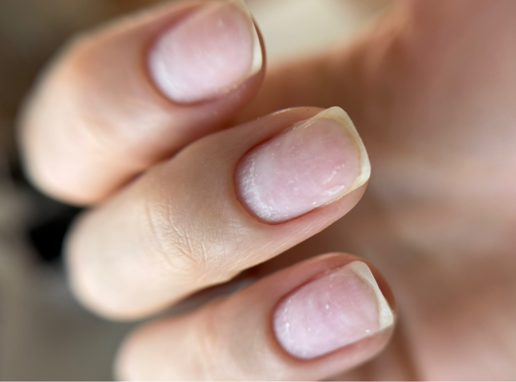 Маникюр без покрытия