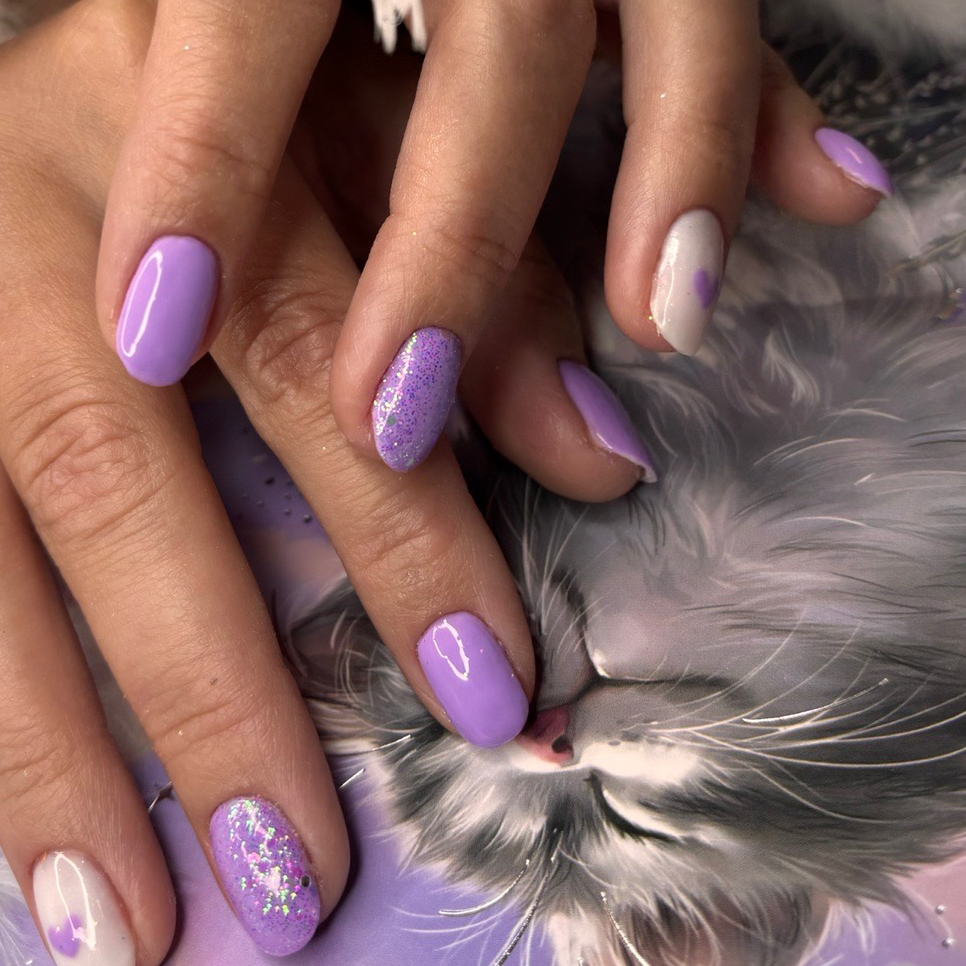 Комбинированный маникюр без покрытия