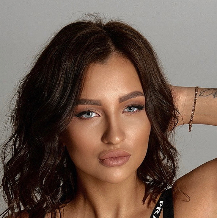 Анохина Дарена