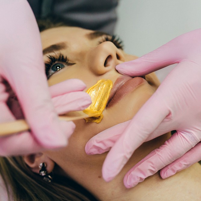 Депиляция воском лицо: подбородок