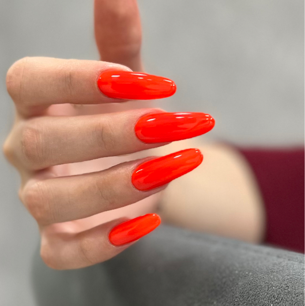 Наращивание ногтей M-L