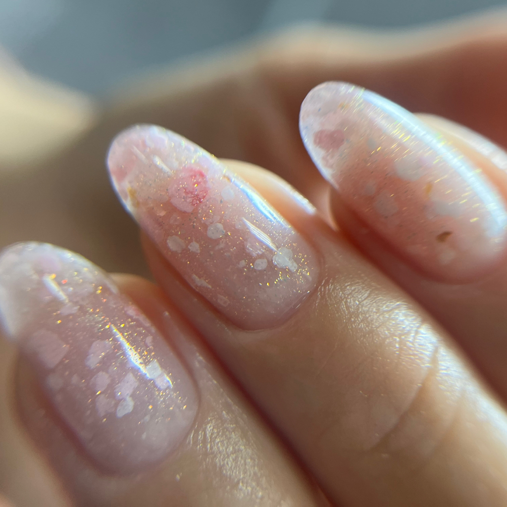 Ламинирование ногтей