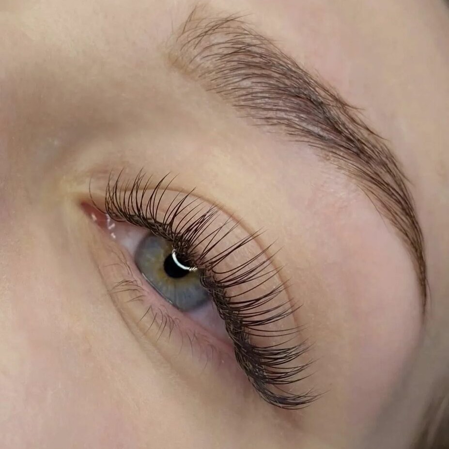 Классическое наращивание ресниц