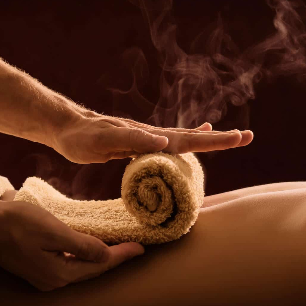 Массаж на выбор: тайский oil, тайский традиционный, шведский классический или индийский аюрведический 30 минут BIG