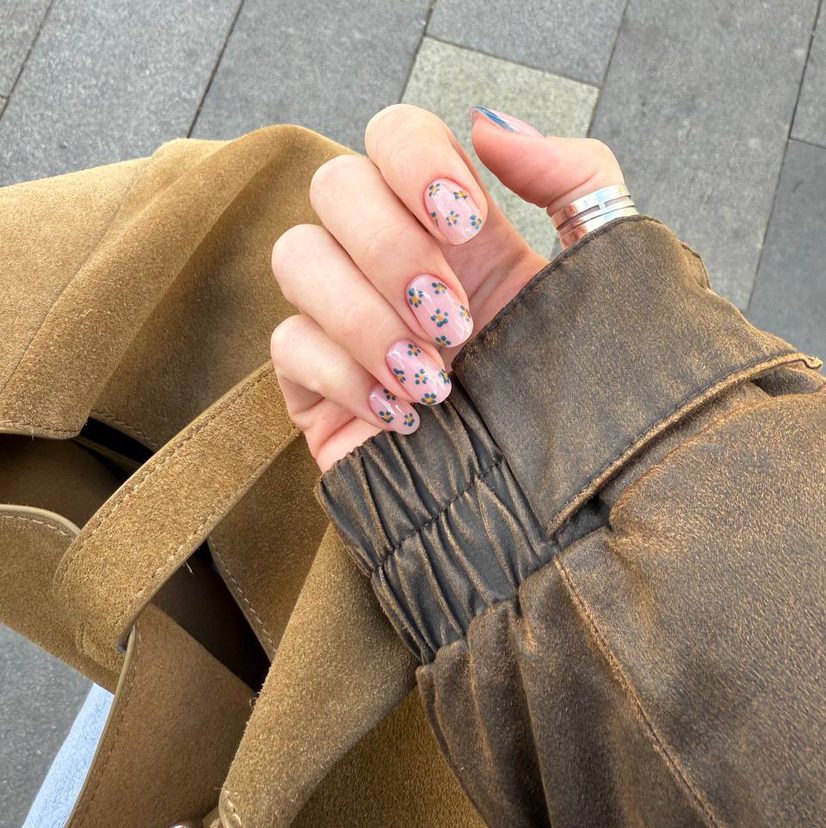 Маникюр «Всё включено»