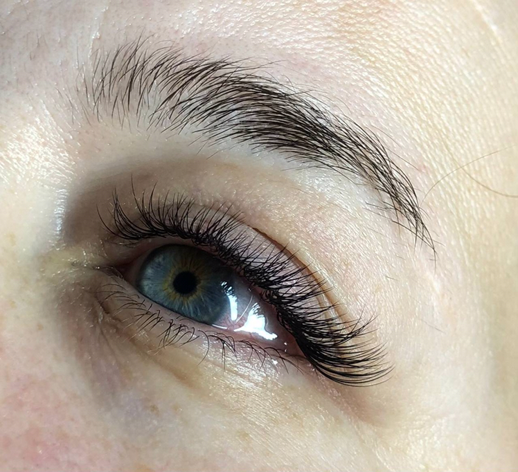 Классическое наращивание ресниц