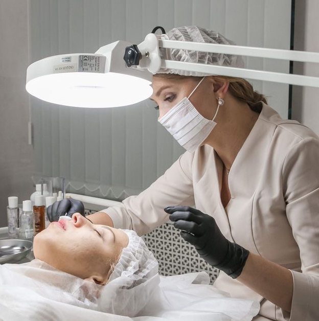 ONmacabim. Первичная консультация с косметологом + уходовая процедура