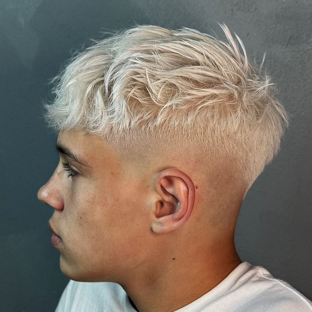 Мужское окрашивание волос (в пепельный)