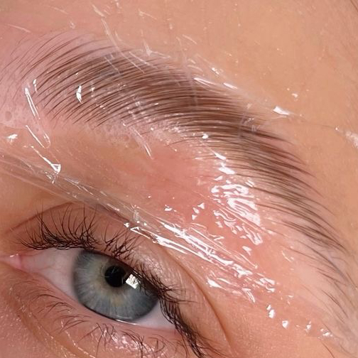 Долговременная укладка бровей с коррекцией