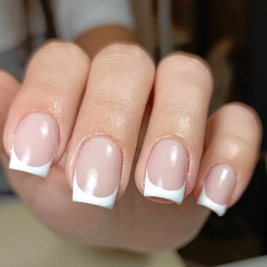 Маникюр Френч