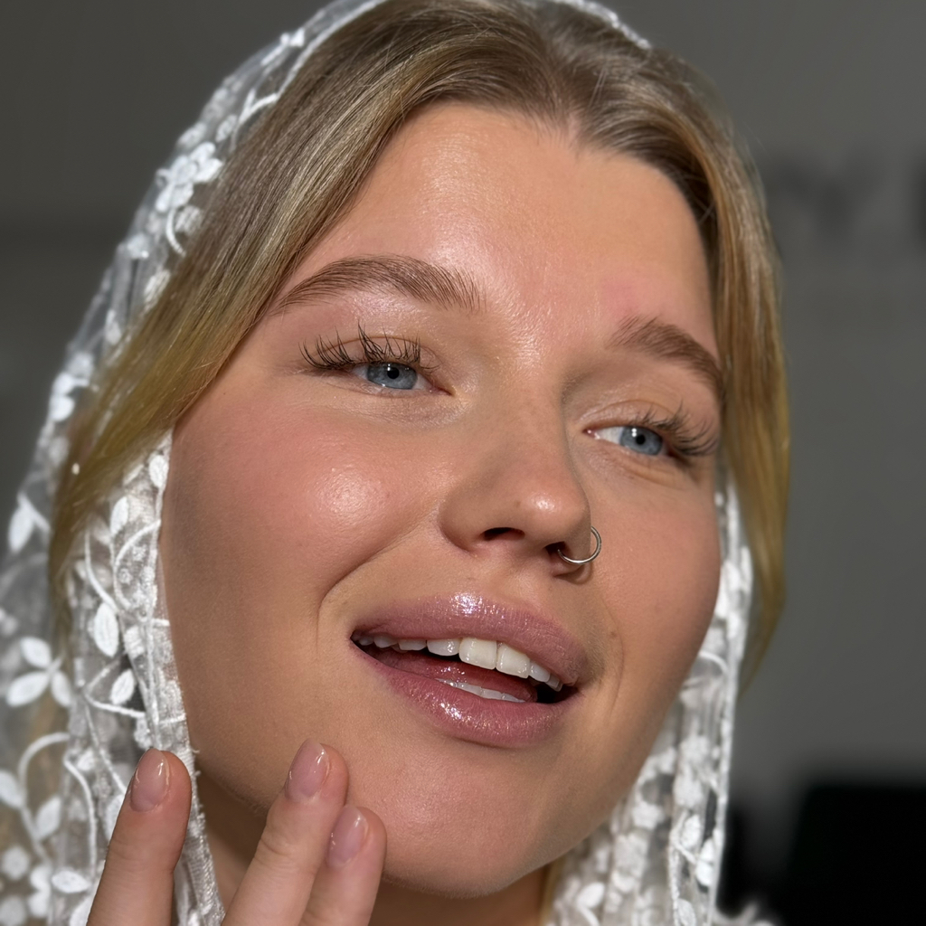 Оформление бровей