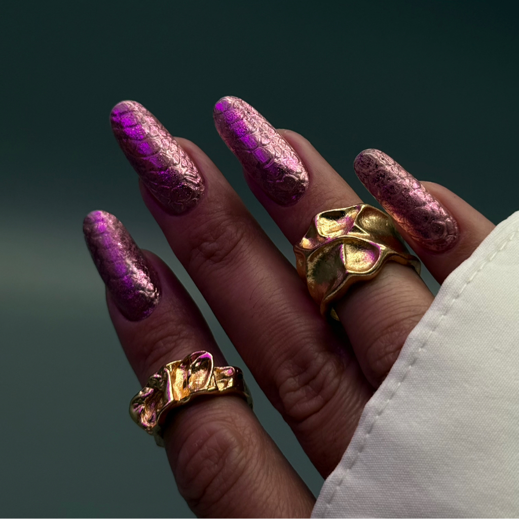 Маникюр с покрытием(СРЕДНИЕ ногти) + дизайн