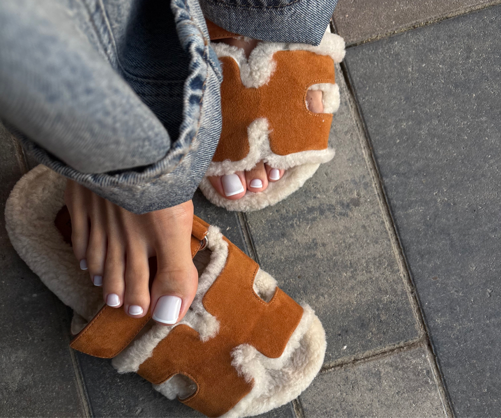 Pedichiură (complex gel-lac+spa)