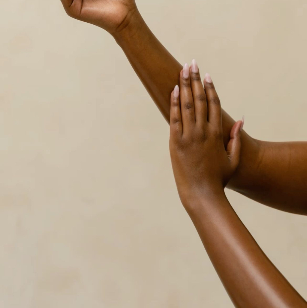 Депиляция воском руки (до локтя)