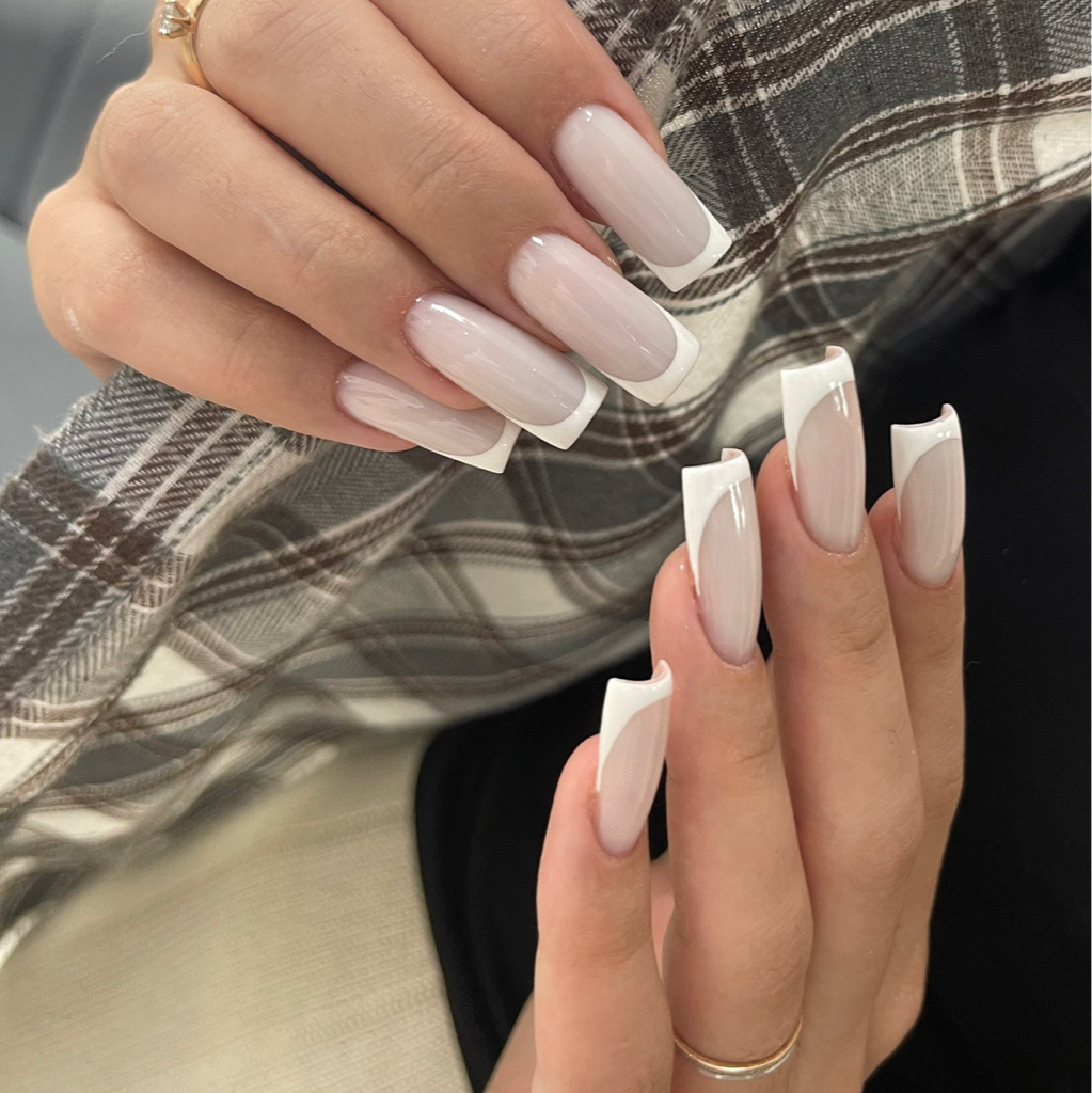 Маникюр|Укрепление гелем|поднятие и выравнивание формы ногтей|Однотон(или без) «3/4»