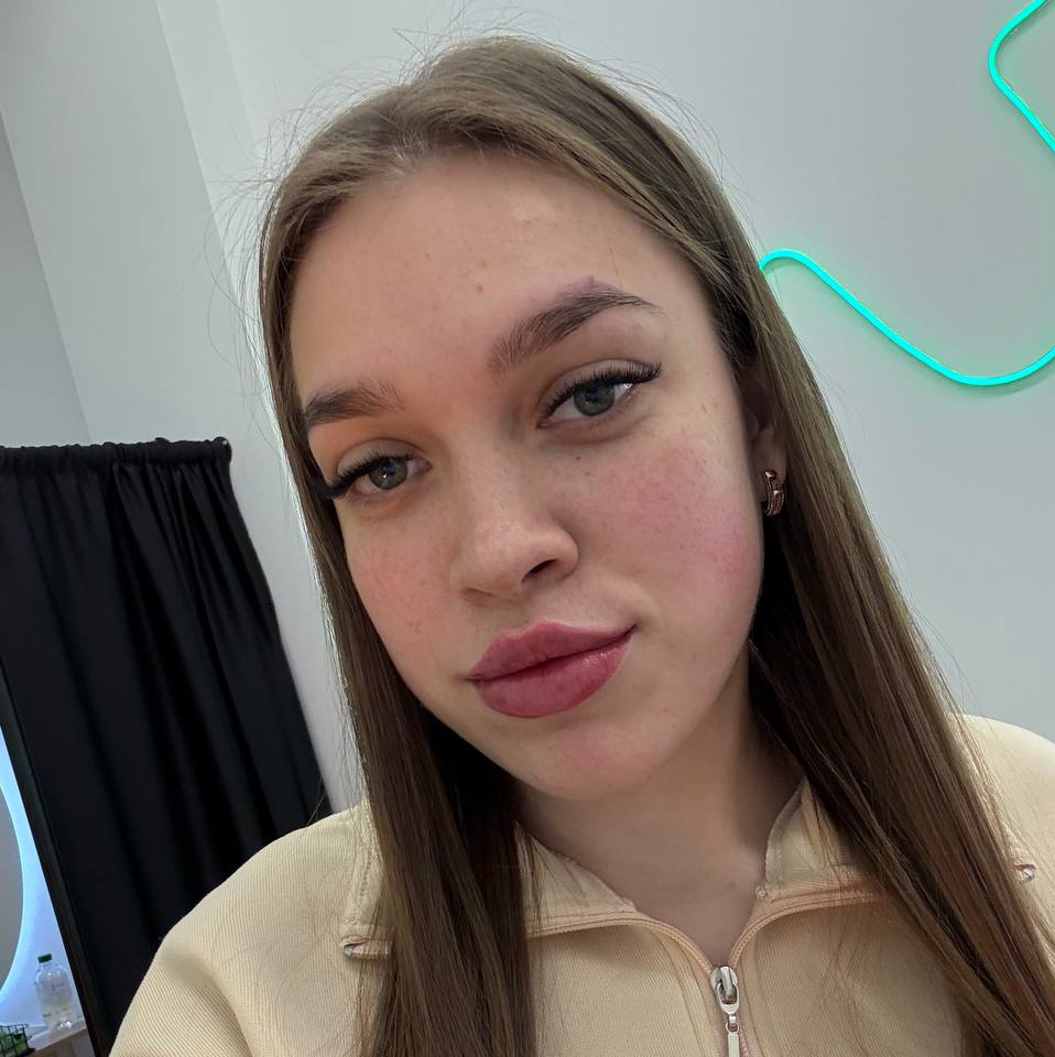 Голякова Виктория