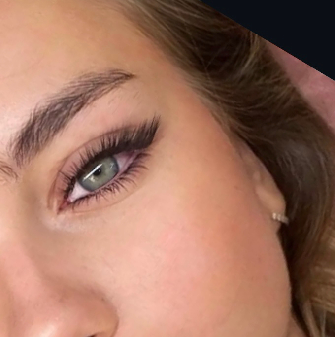 Наращивание нижних ресниц