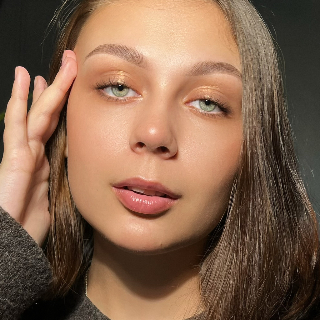 Коррекция бровей без окрашивания