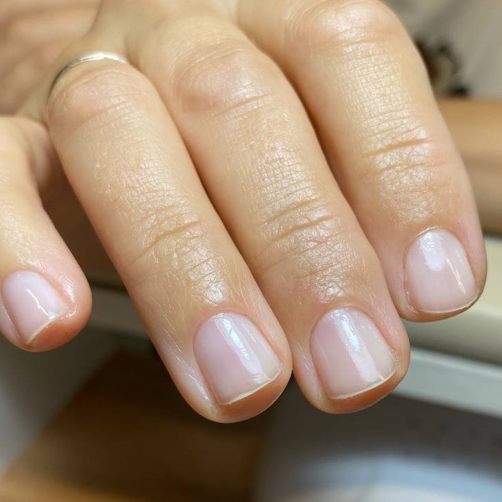 Маникюр без покрытия