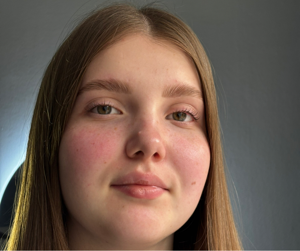 Комплекс  Ламинирование ресниц + ламинирование бровей  (Коррекция, уход , окрашивание)